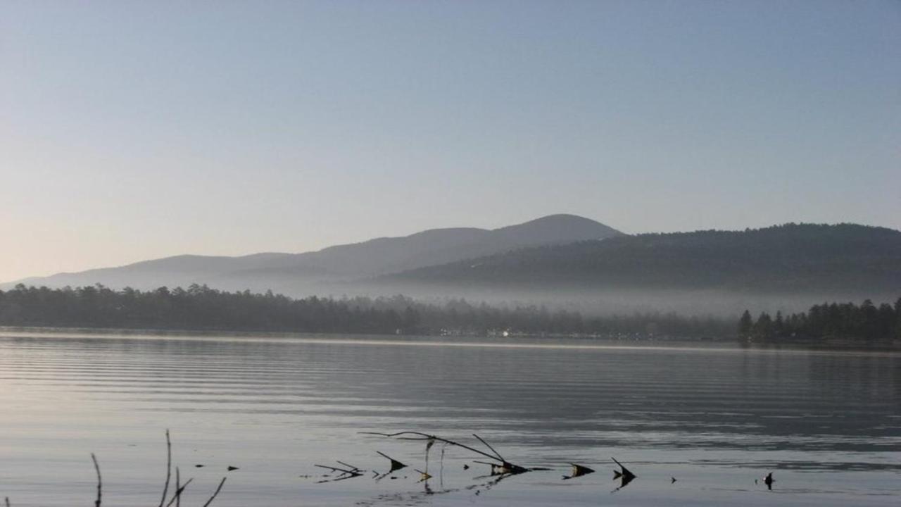 Feathernest On The Lake Villa Fawnskin Bagian luar foto